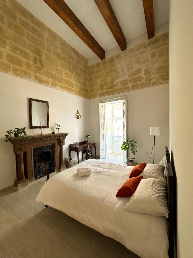 L'Artist Casa Micallef Hostel Valletta Buitenkant foto