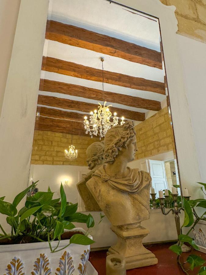 L'Artist Casa Micallef Hostel Valletta Buitenkant foto
